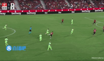 我的我的拉什福德补时突破脚下拌蒜，人过球不过尴尬丢球